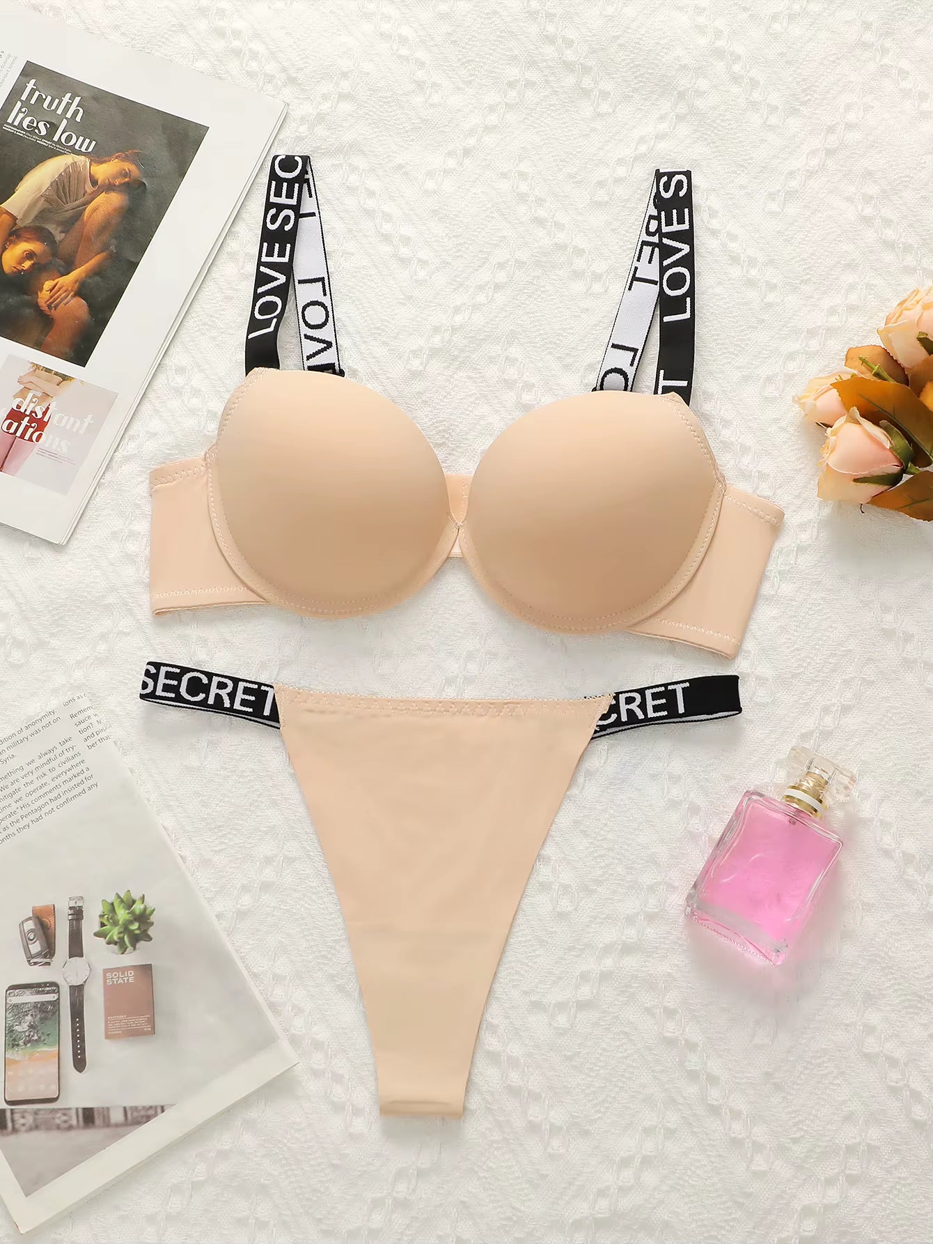 The Best-Selling Sexy Gathering Promotion Style Glossy Letter Shoulder Strap Two-Piece Women'S Underwear Set B2050