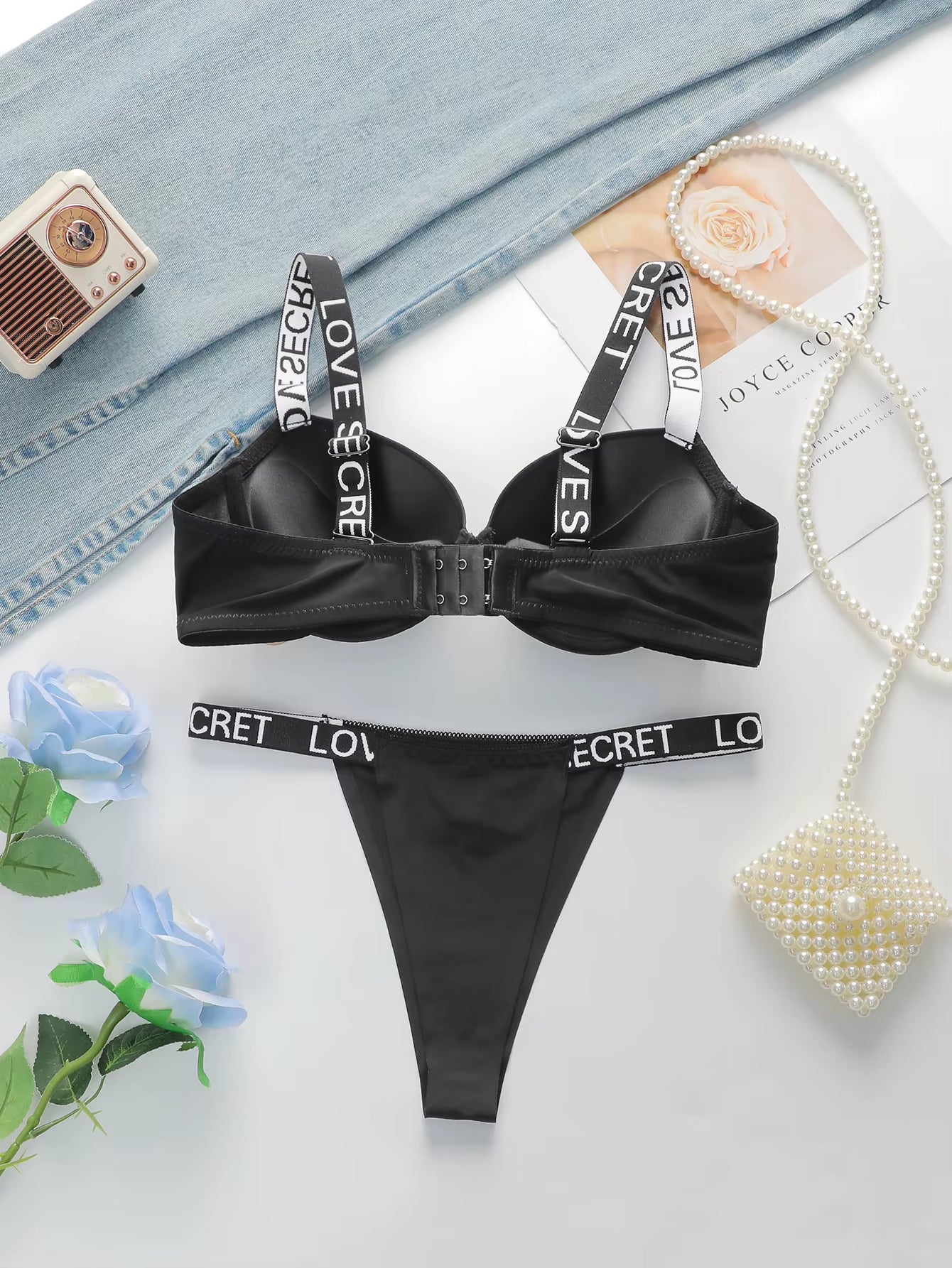 The Best-Selling Sexy Gathering Promotion Style Glossy Letter Shoulder Strap Two-Piece Women'S Underwear Set B2050