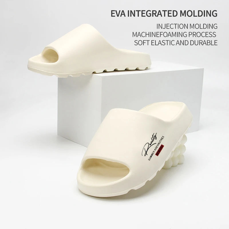 New Outdoor Trendy Slippers with Thick Soles and anti Slip Properties for Men and Women at Home in Summer Beach Slippers